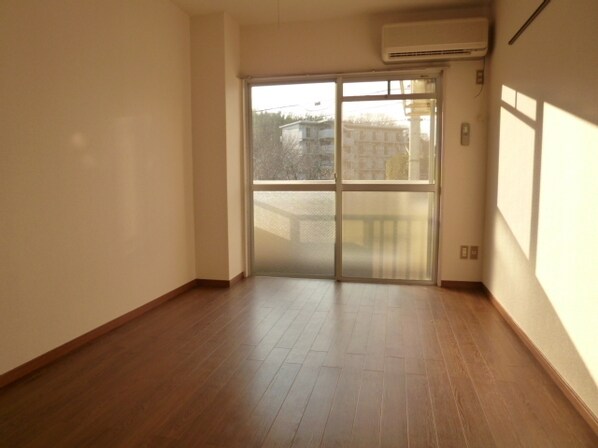 エスポワール百草園10715456の物件内観写真